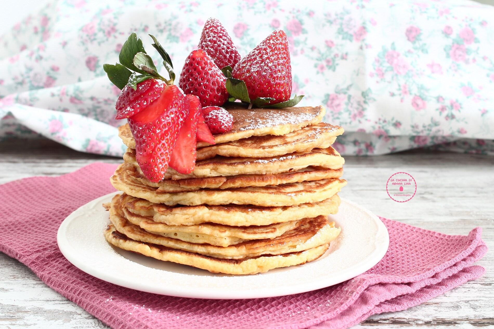 Super Soft Strawberry Pancakes