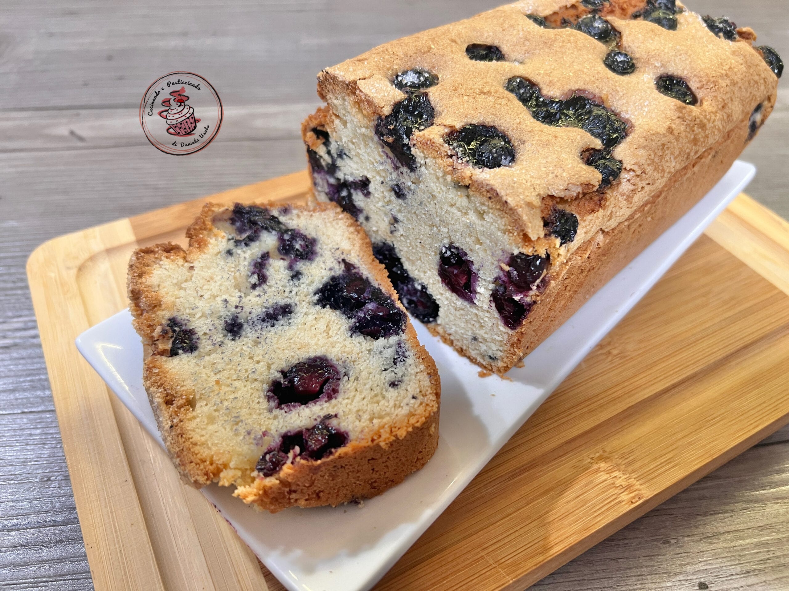 GLUTEN-FREE AND LACTOSE-FREE BLUEBERRY POUND CAKE – Soft, Light, and Delicious- Cooked in Air Fryer