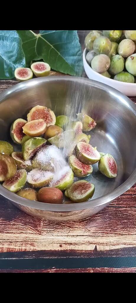 Cooking the figs