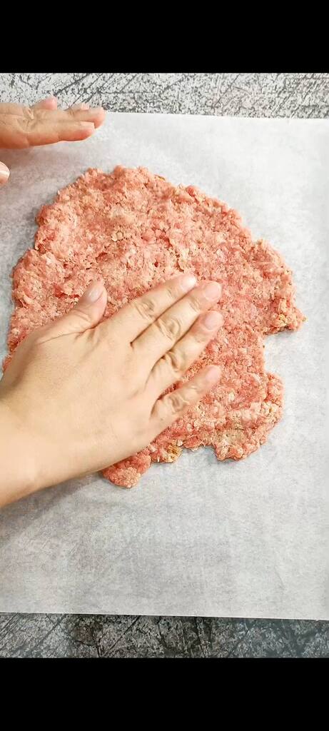 Spread a portion of the mixture into a rectangle