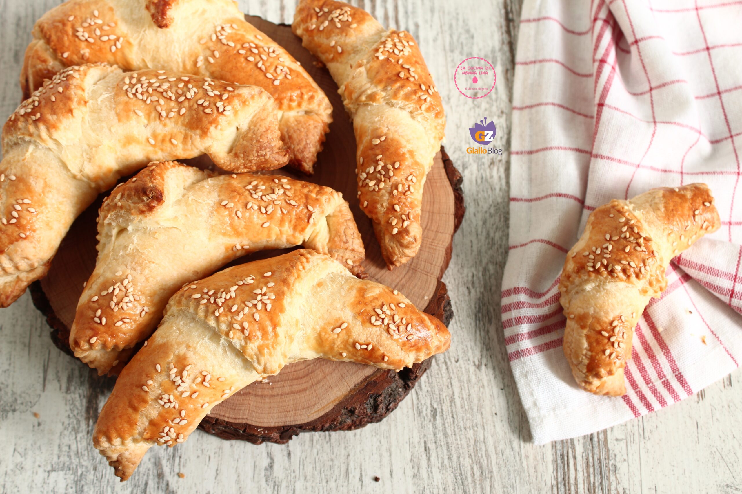 Super Fast Savory Croissants, Ideal for Stuffing