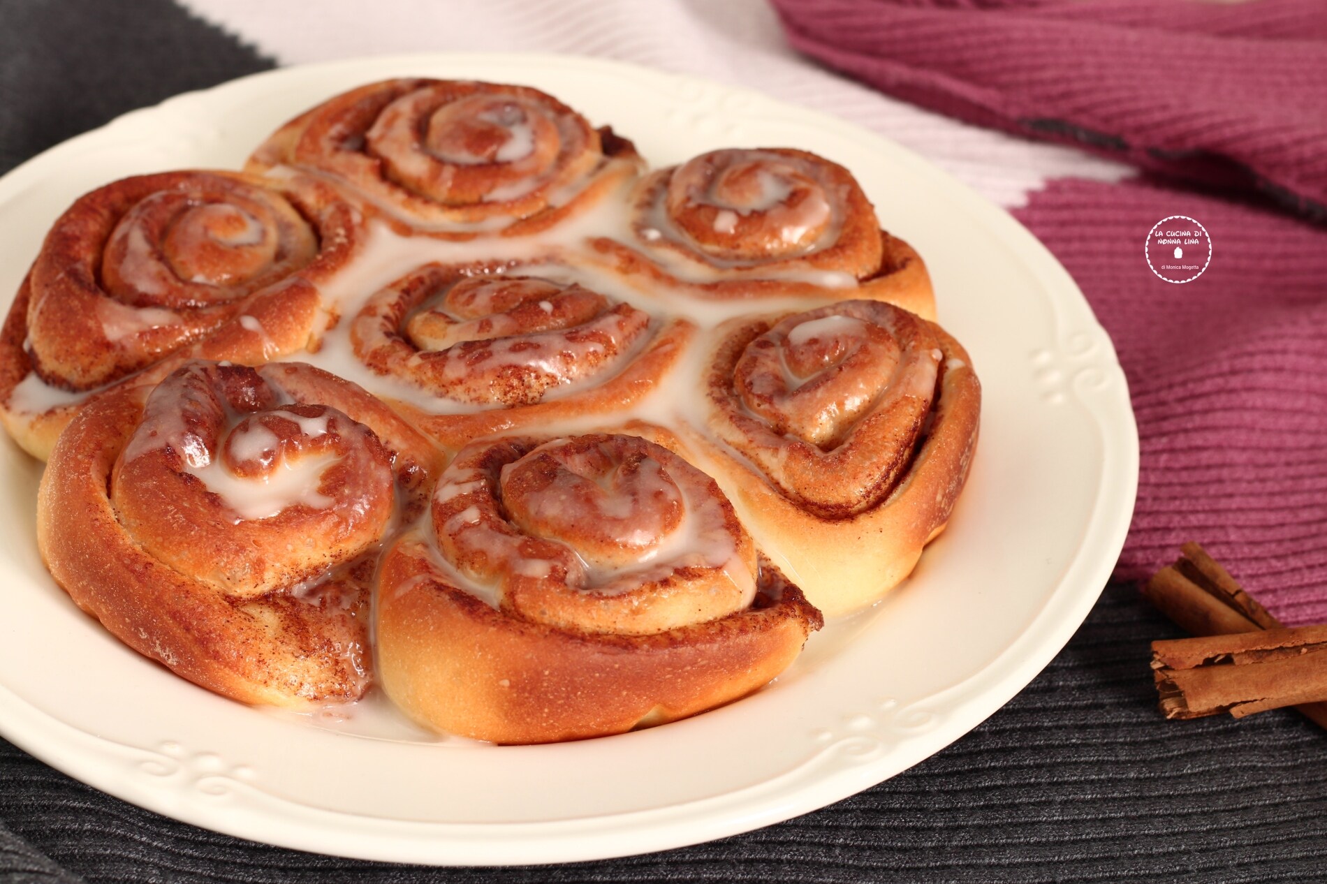 Cinnamon rolls