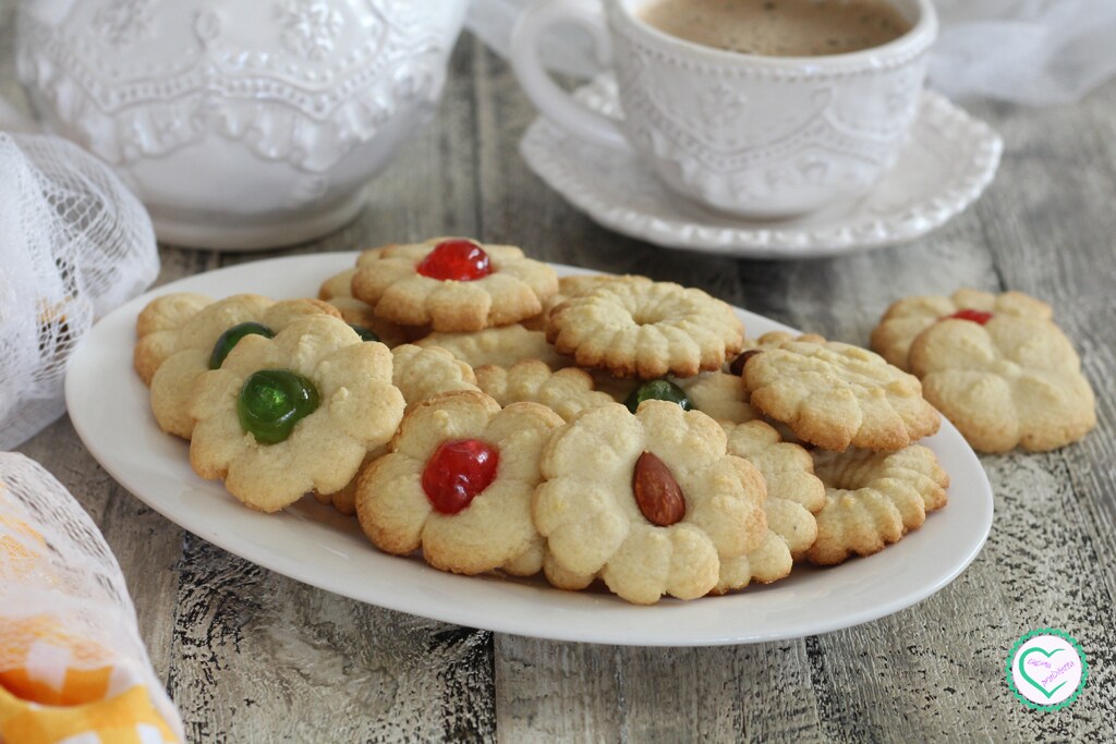 Recipe Almond Cookies with Cookie Press