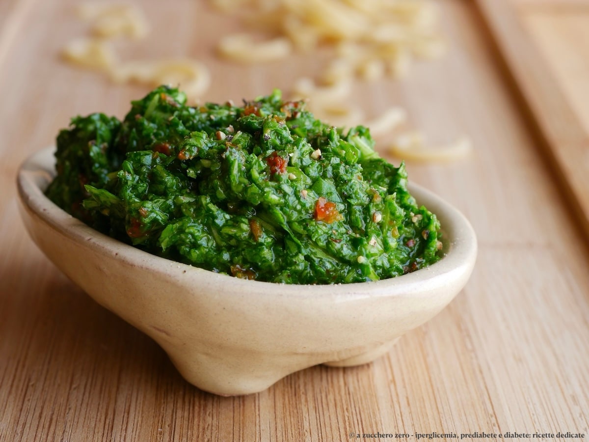 Arugula and Sun-Dried Tomato Pesto Light | light and flavorful dressing recipe