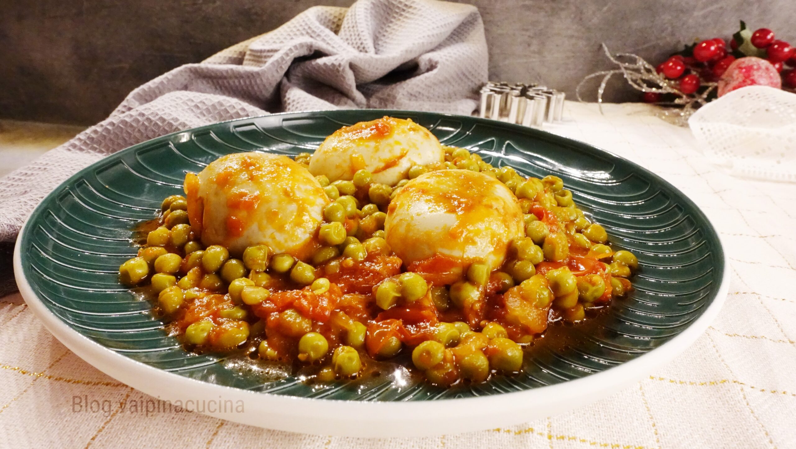 Mom’s Eggs with Peas and Tomato