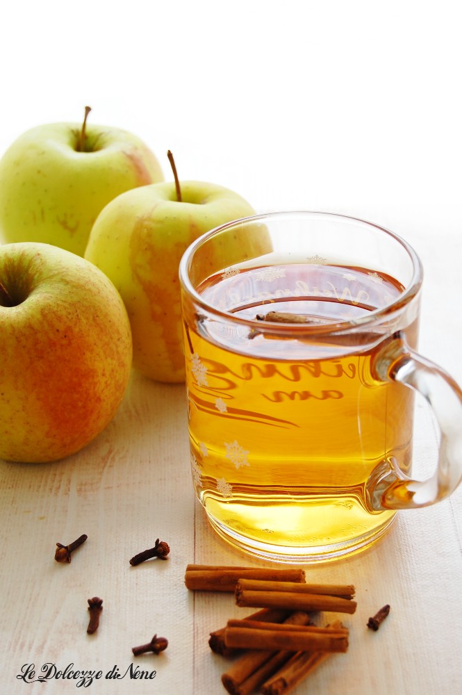 Mulled Apple or Apple Mulled Wine