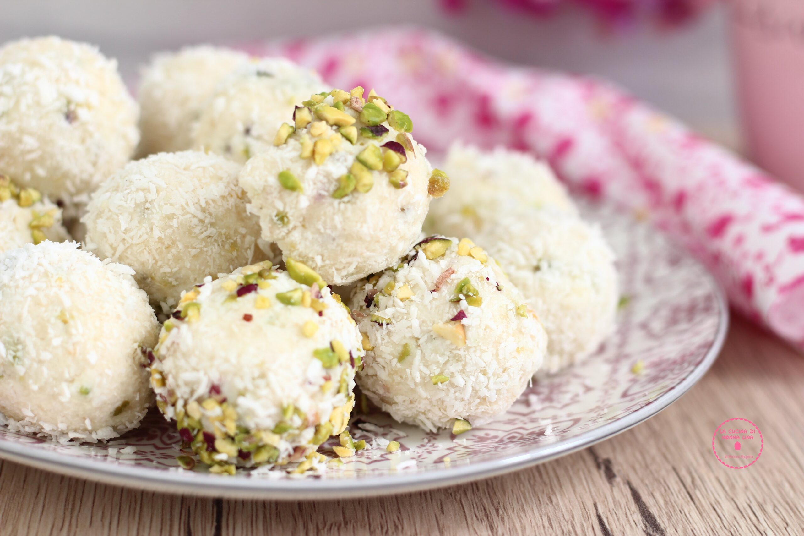 Keto No-Bake Sweet Truffles