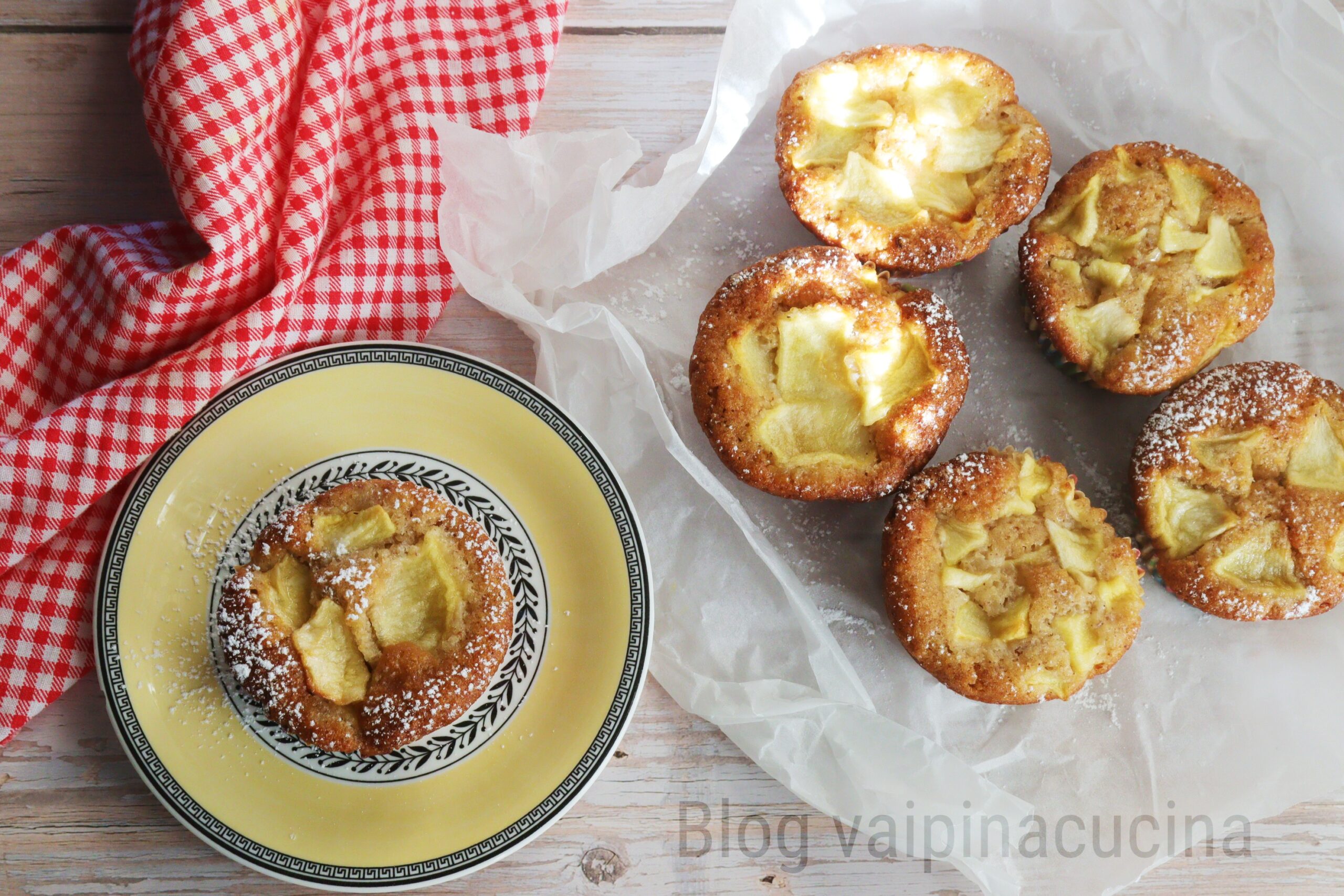 Liliana’s Apple Muffins