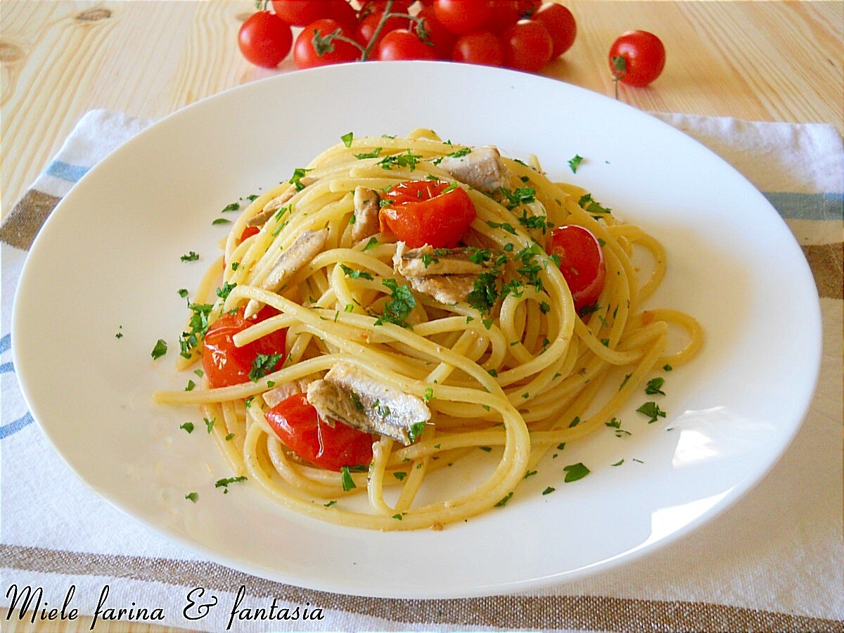 Spaghetti with Fresh Anchovy Sauce