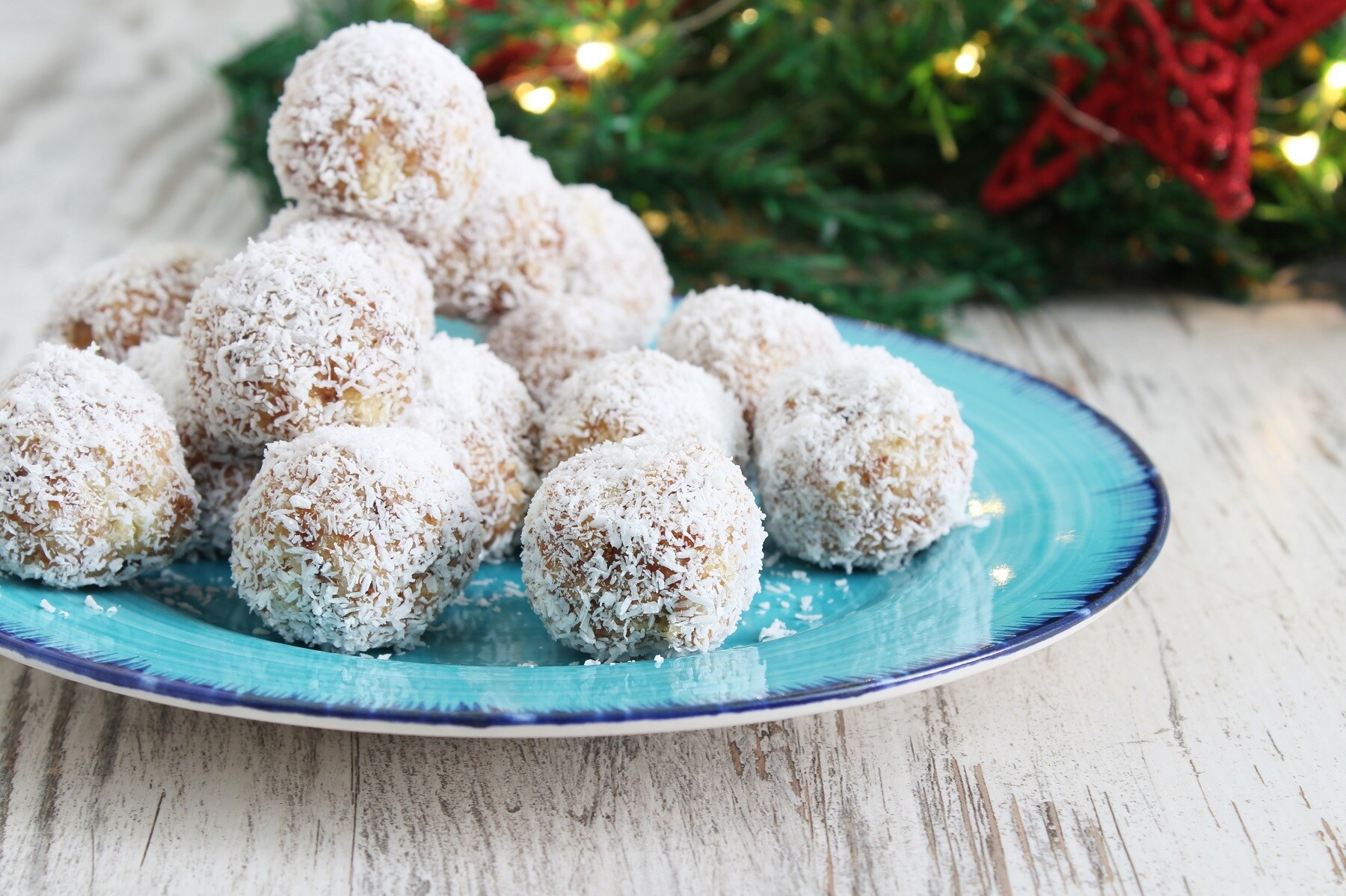 Pandoro Truffles
