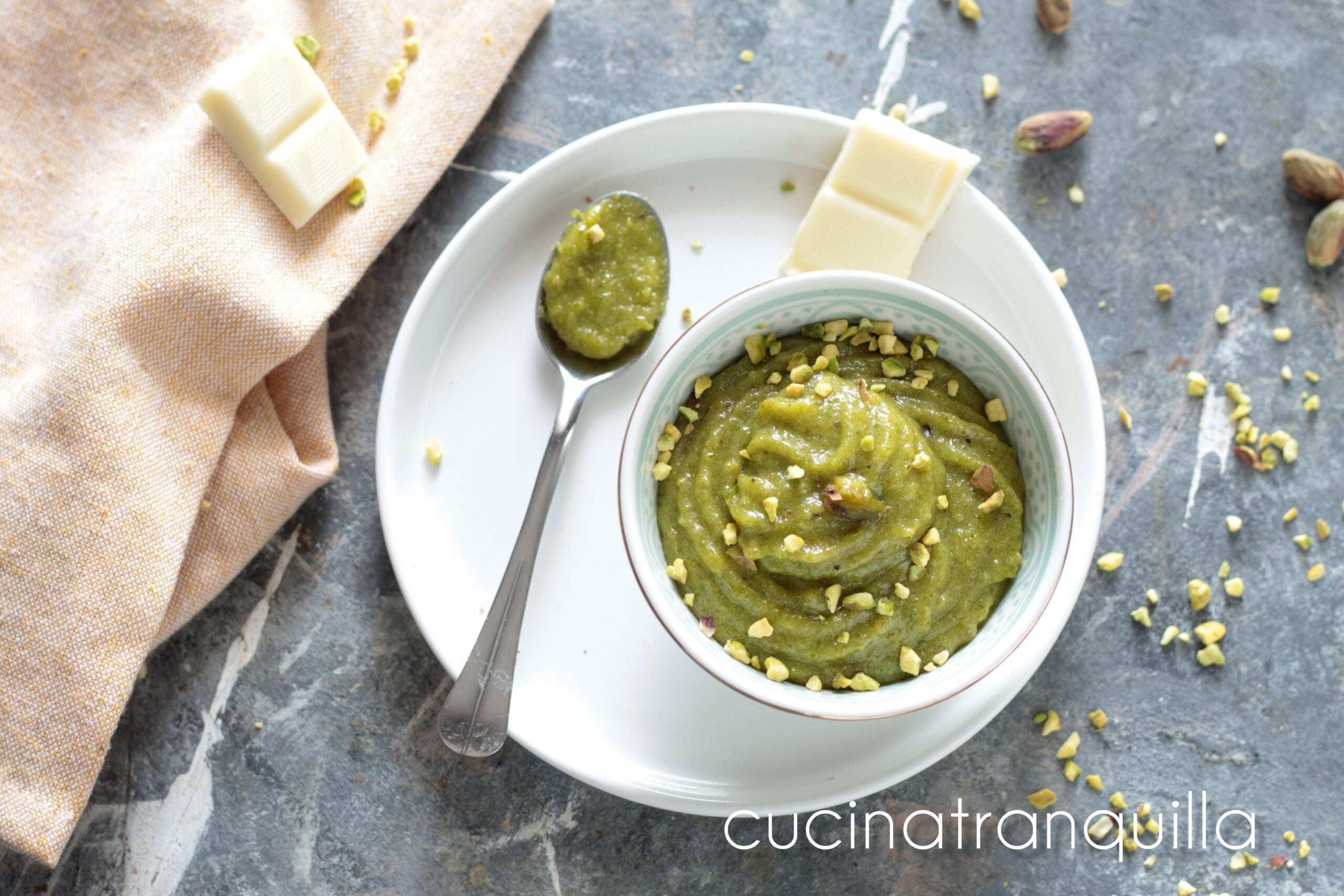 Pistachio and White Chocolate Cream Without Eggs