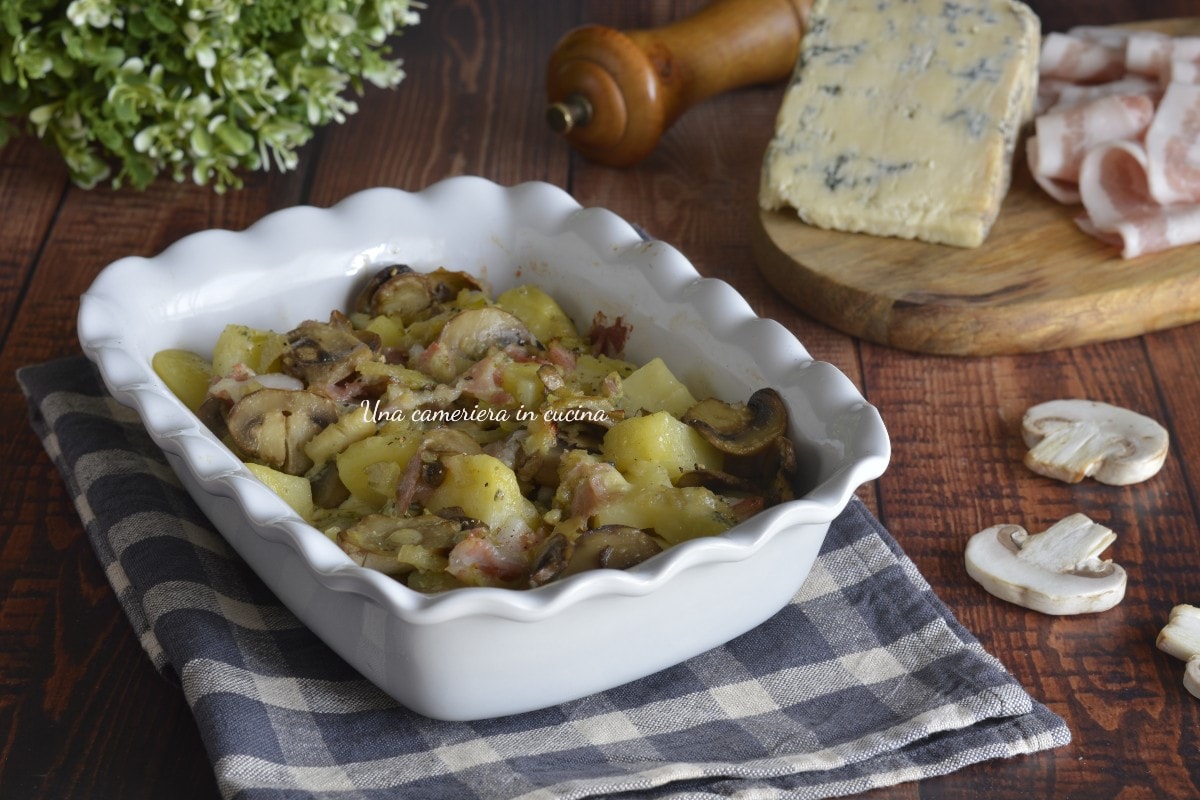 Potatoes with mushrooms, bacon, and Stilton