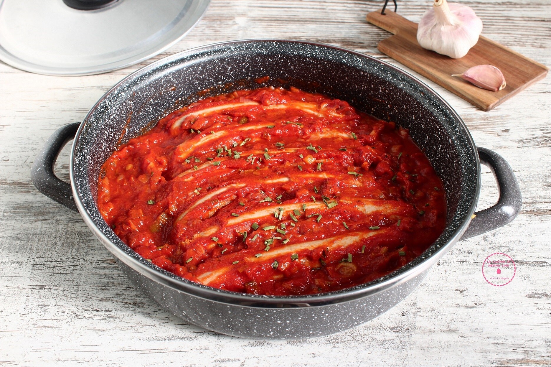 Sauce with Luganega Sausage