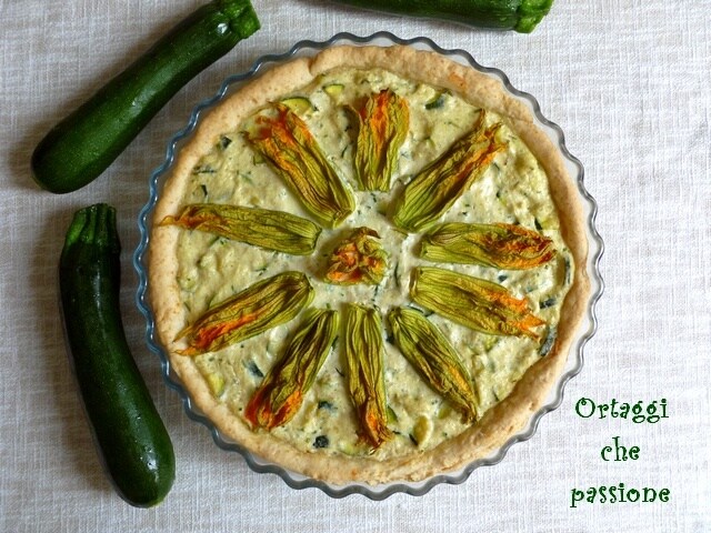 Savory pie with zucchini and flowers Ortaggi che passione by Sara