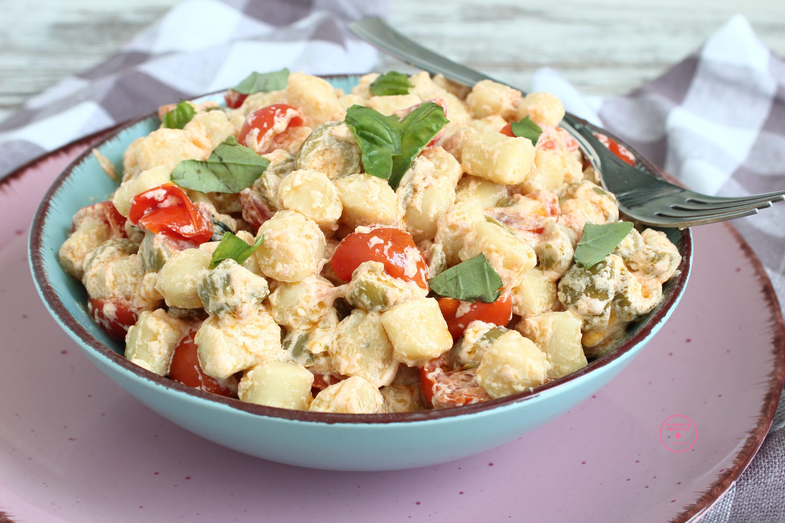 Gnocchi with Cherry Tomatoes, Creamy and No Cream!