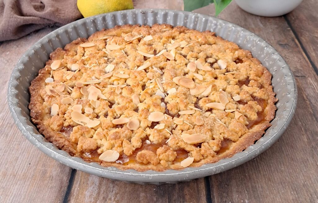 Apricot Tart, recipe with durum wheat semolina