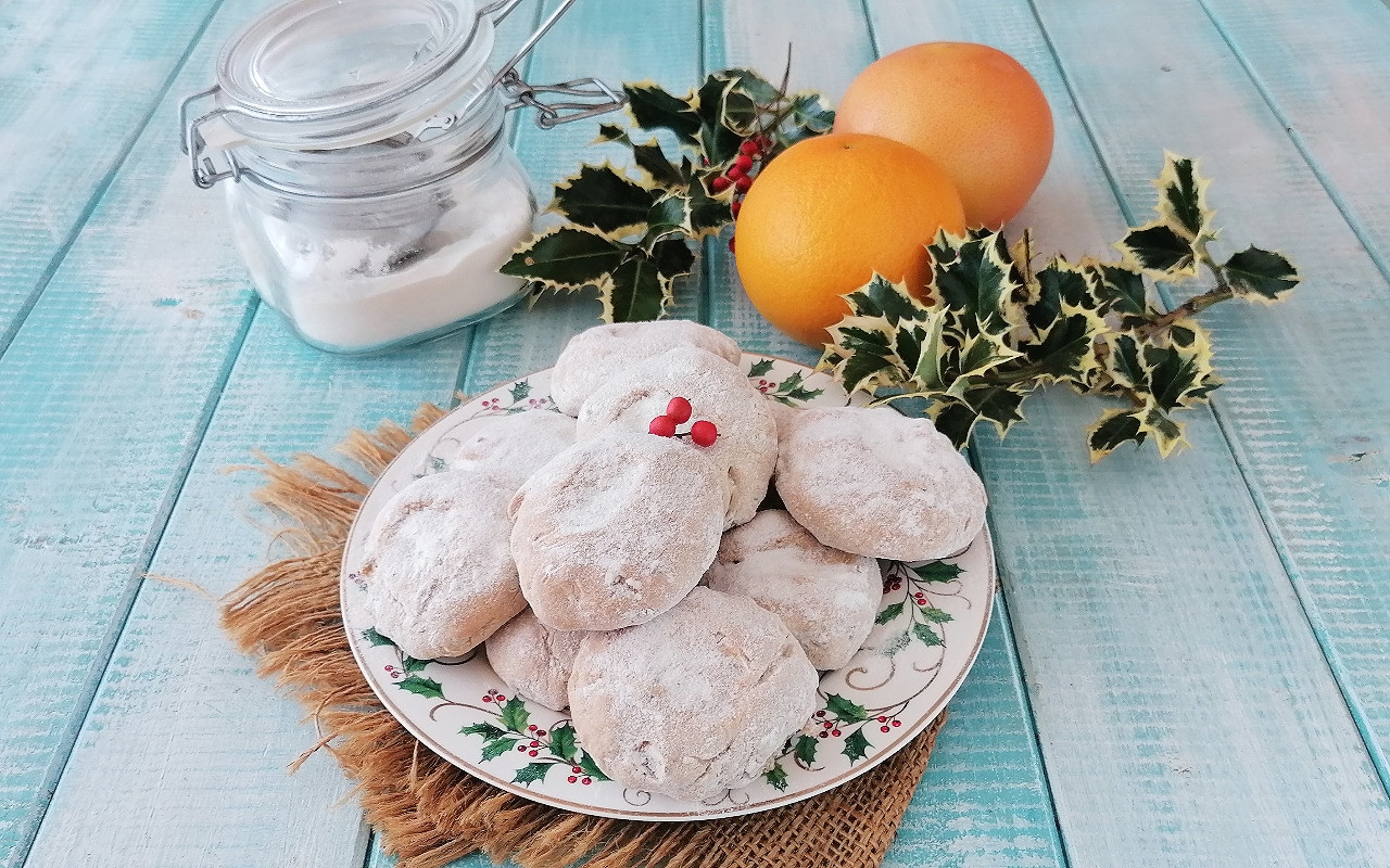 CAVALLUCCI DI SIENA FROM THE ANCIENT CHRISTMAS TRADITION