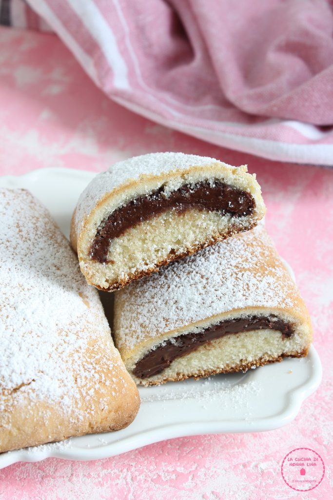Chocolate-Filled Cookies