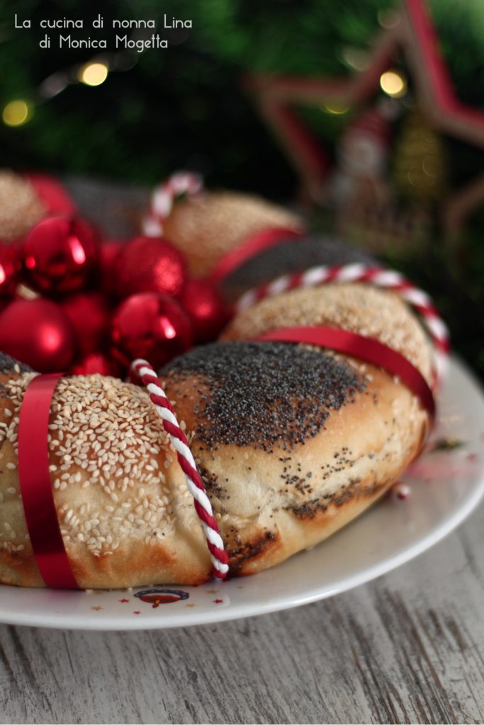 Christmas Bread Ring
