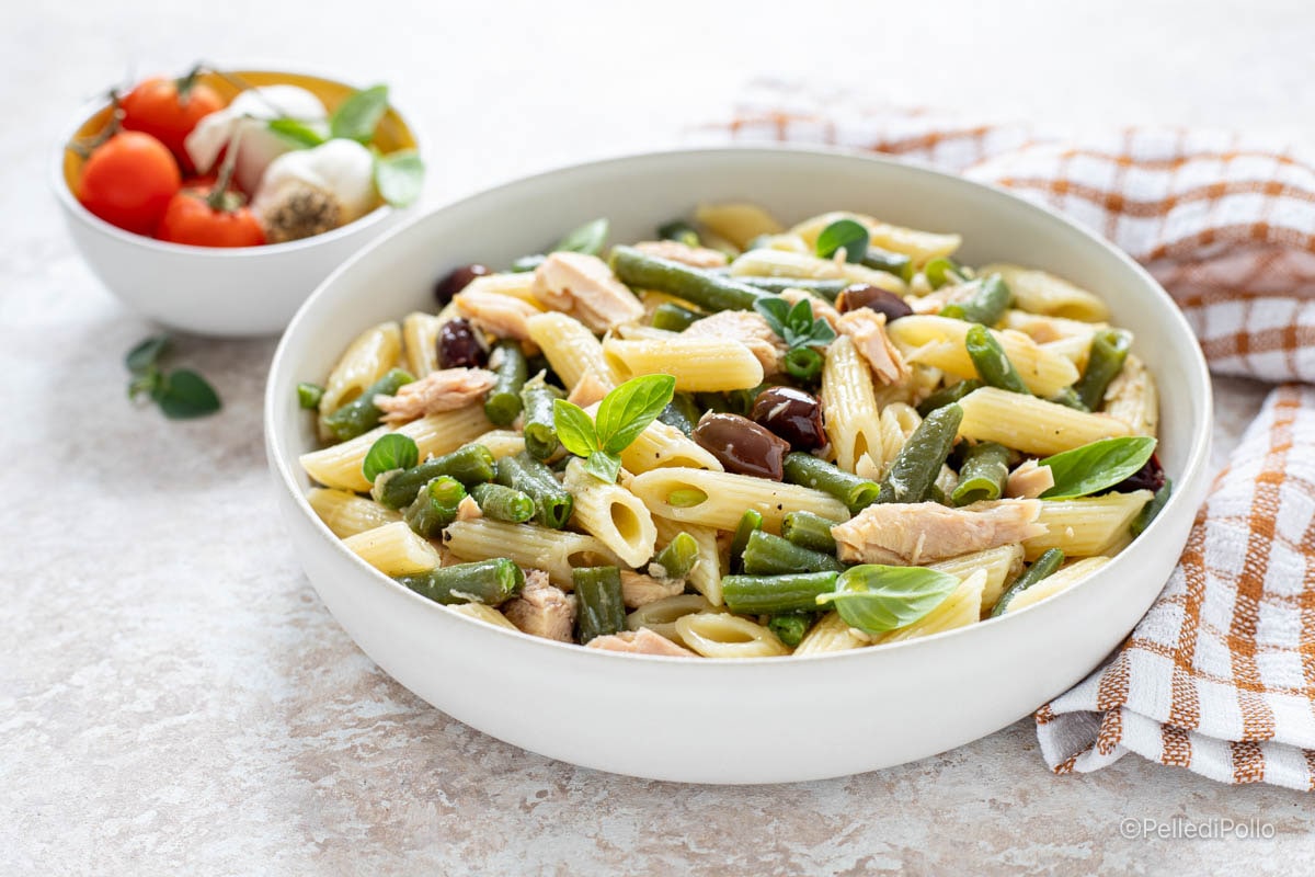 Cold Pasta with Green Beans and Tuna
