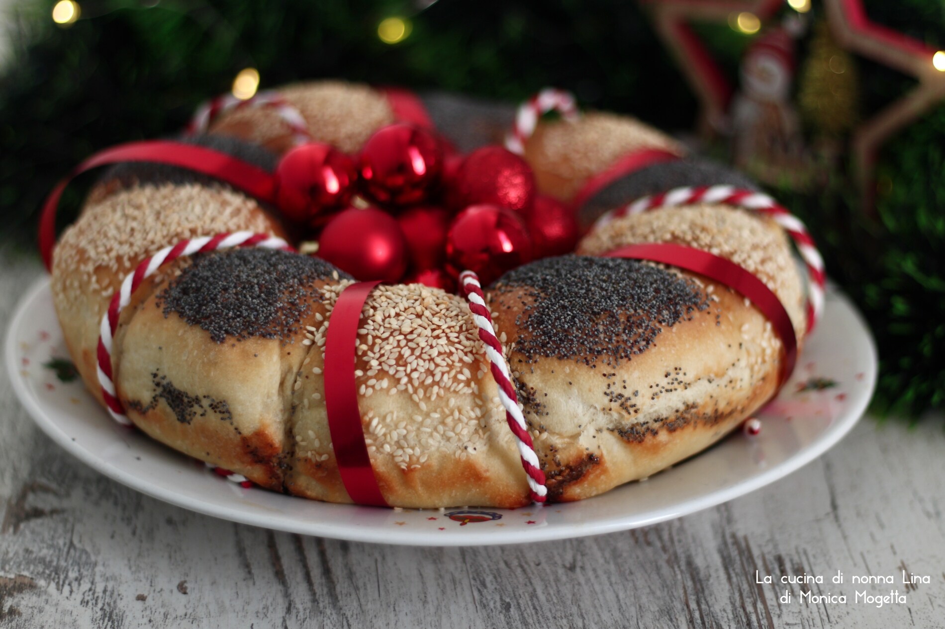 Christmas Bread Ring