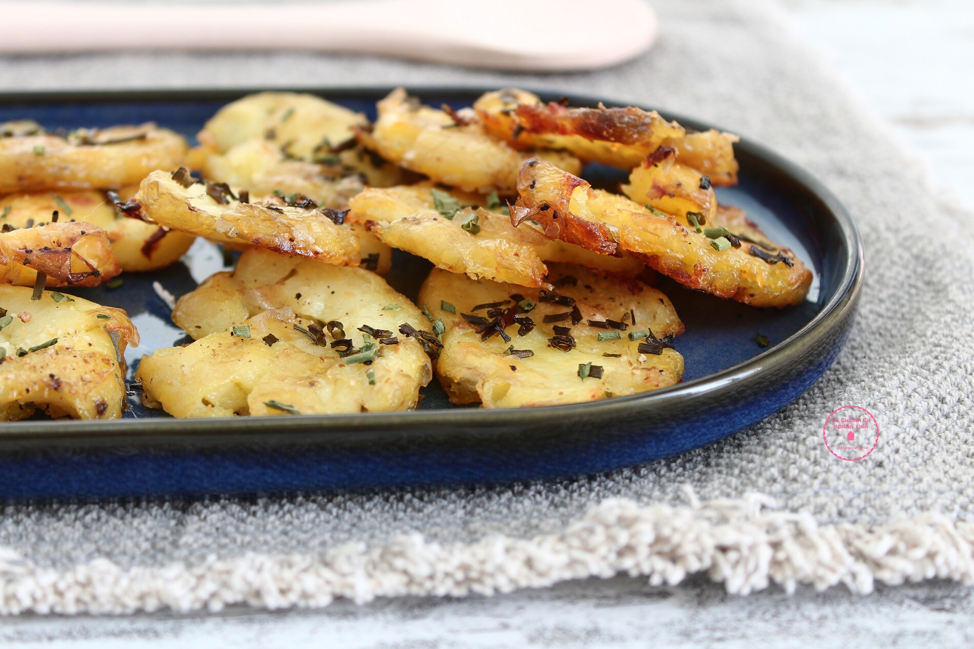 Crispy Smashed New Potatoes