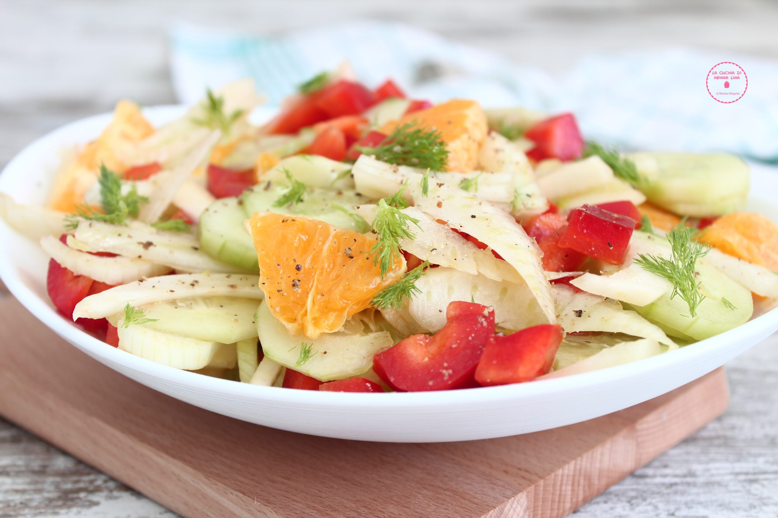 Fresh and Light Vegetable and Fruit Salad!