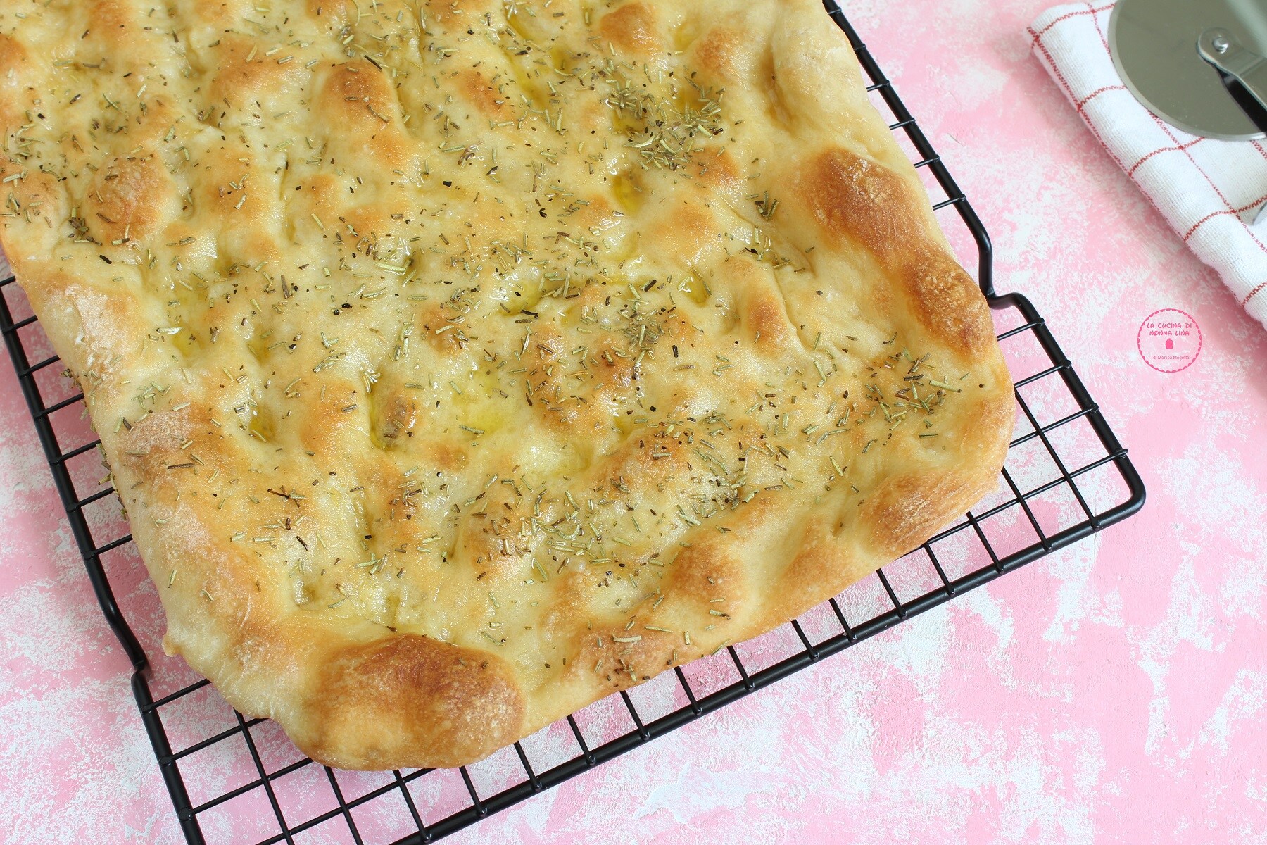 Crunchy White Pizza