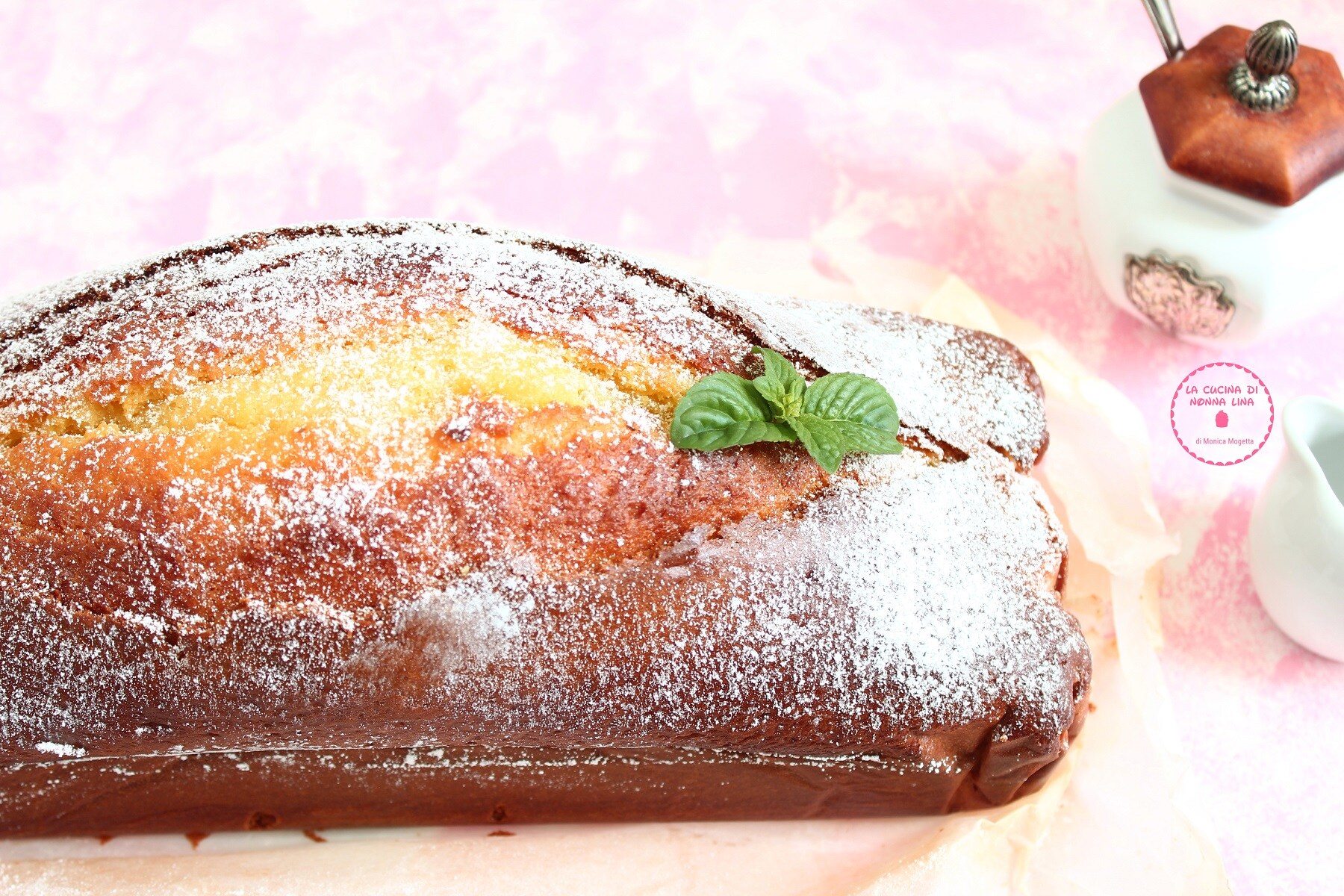 Yogurt Plumcake
