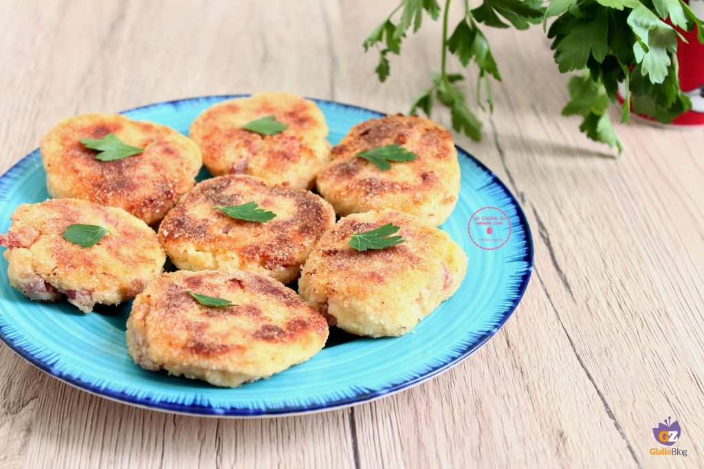 Oven-Baked Potato and Bacon Fritters | La cucina di nonna Lina