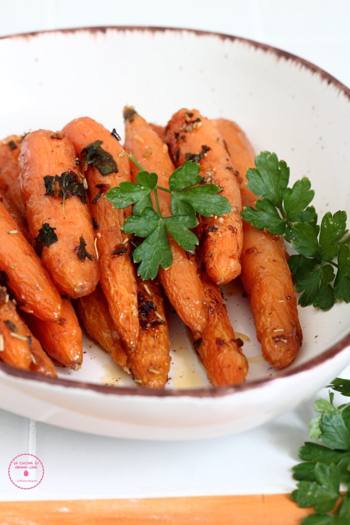 Oven-roasted Spiced Baby Carrots