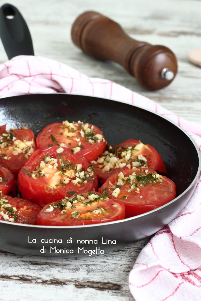 Pan-Roasted Tomatoes