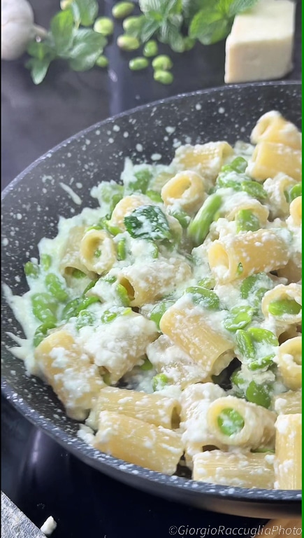 pasta with fava beans and ricotta