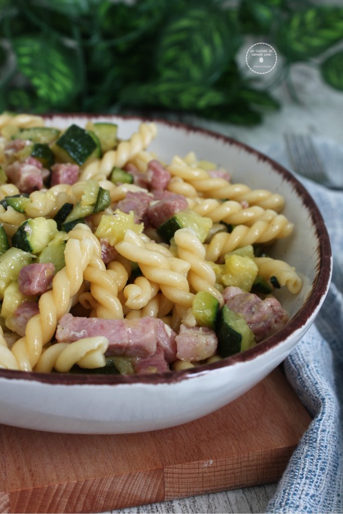 Pasta with Zucchini and Bacon