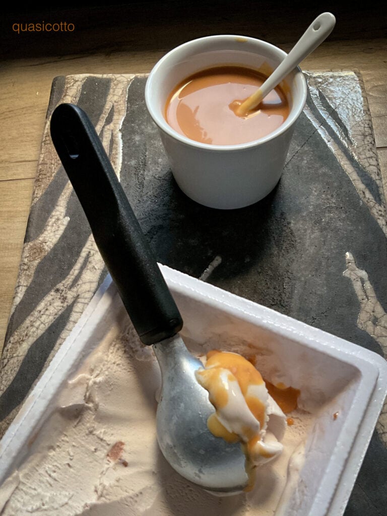Liquid Salted Caramel for Ice Cream and Panna Cotta