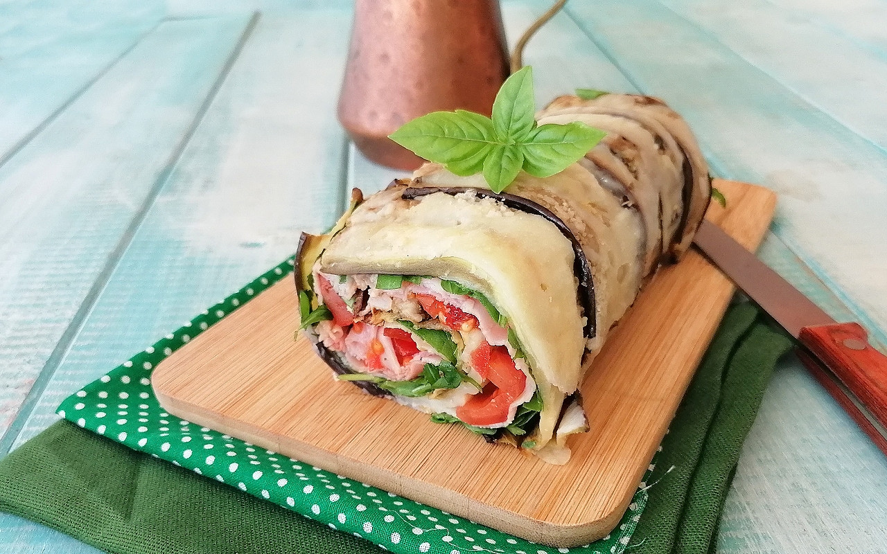 DELICIOUS AND QUICK COLD EGGPLANT ROLL