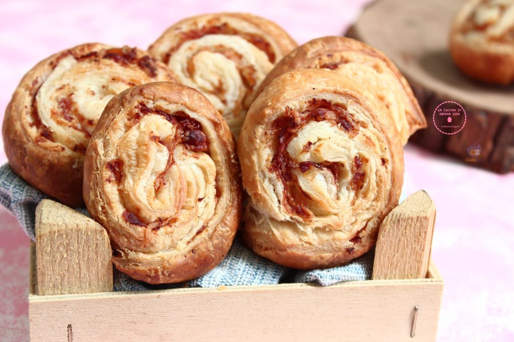 Savory swirls with bacon | Grandma Lina's kitchen