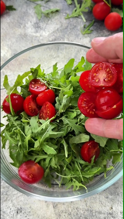 summer salad with arugula chickpeas and feta