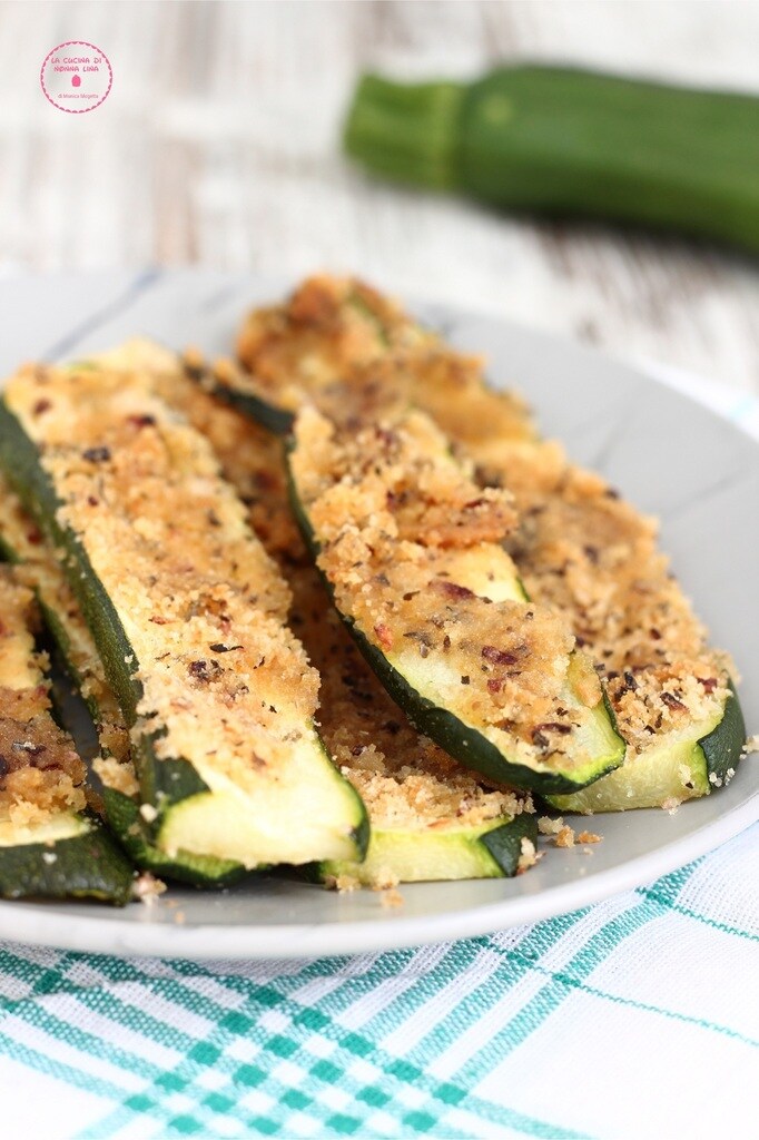 Super Easy Baked Zucchini