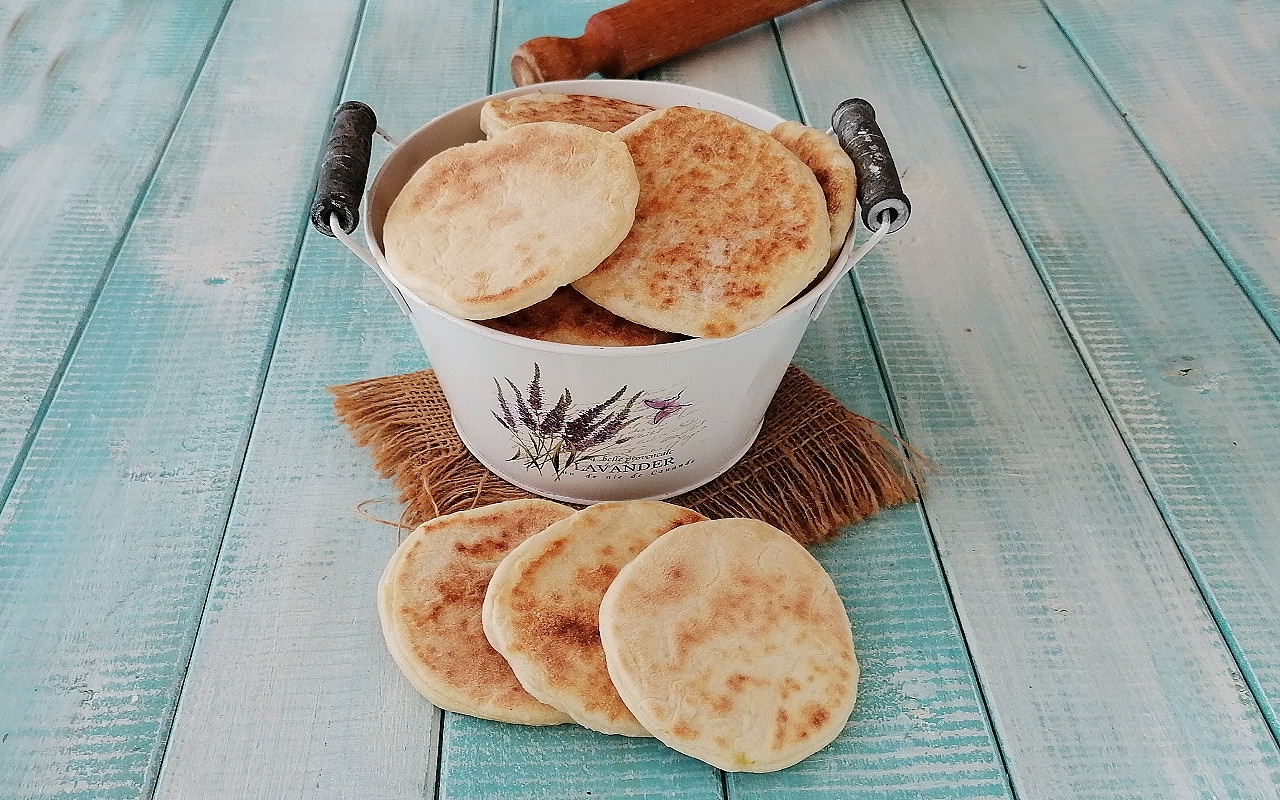 TIGELLE or CRESCENTINE ORIGINAL MODENESE RECIPE