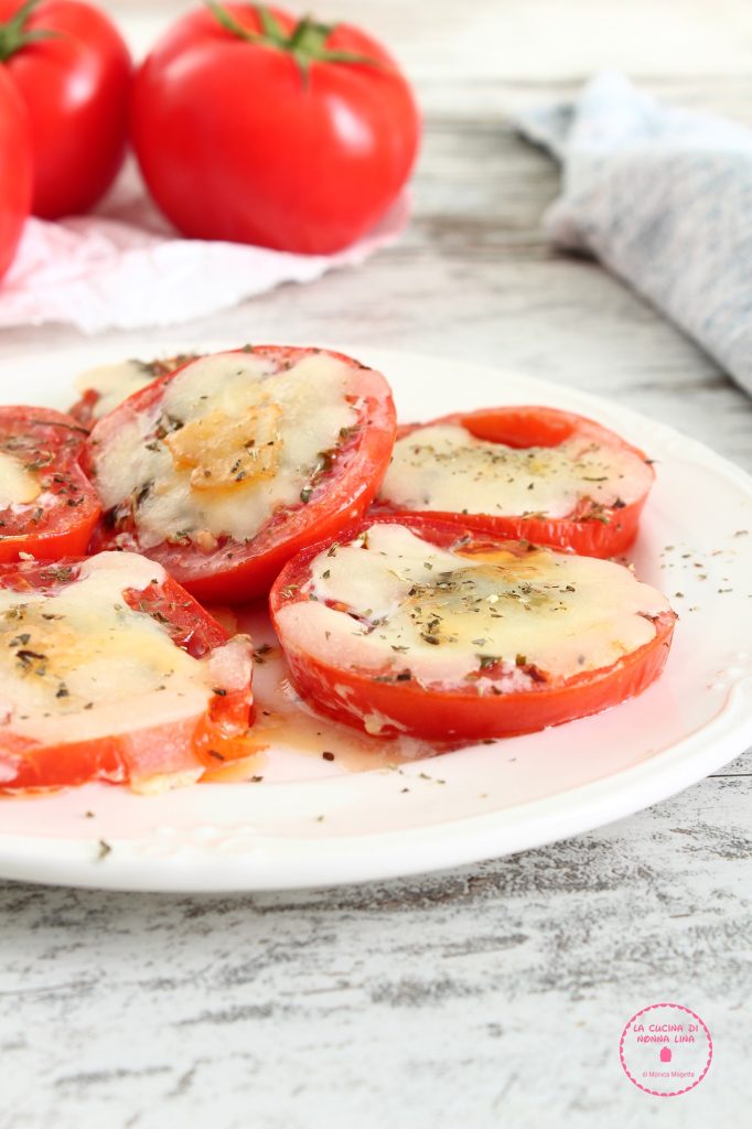 Tomato Mini Pizzas