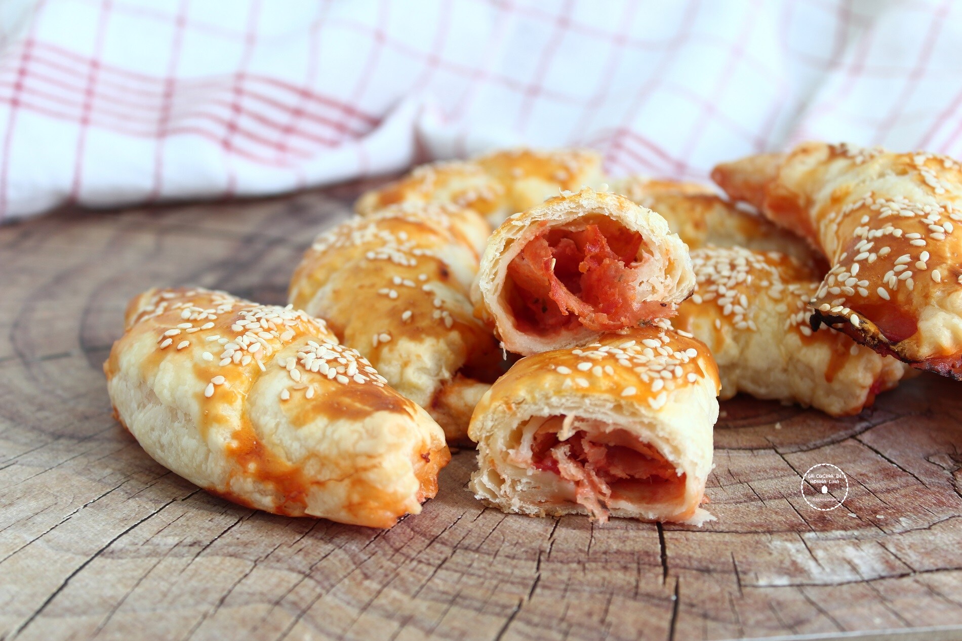 Pizza Croissants with Puff Pastry