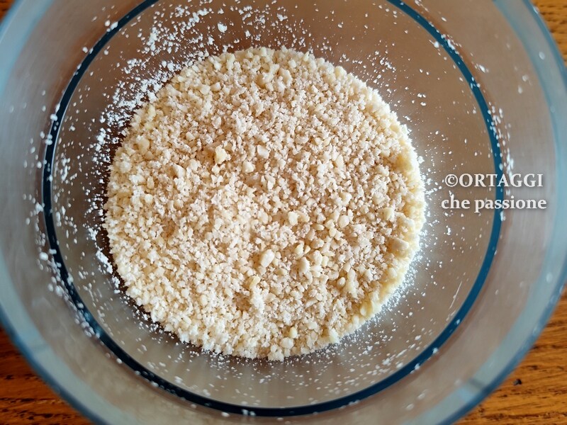 chop blanched almonds