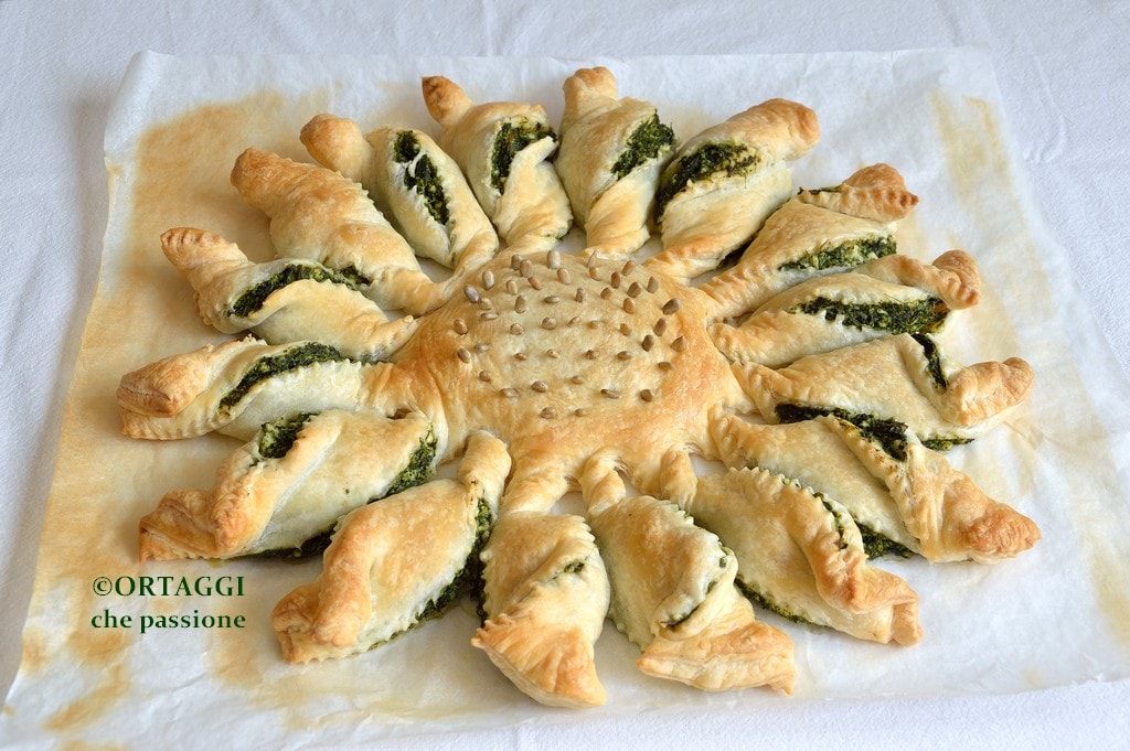 Savory Puff Pastry Sunflower with Vegetables