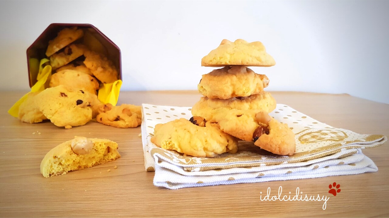 Hazelnut Pinch Cookies