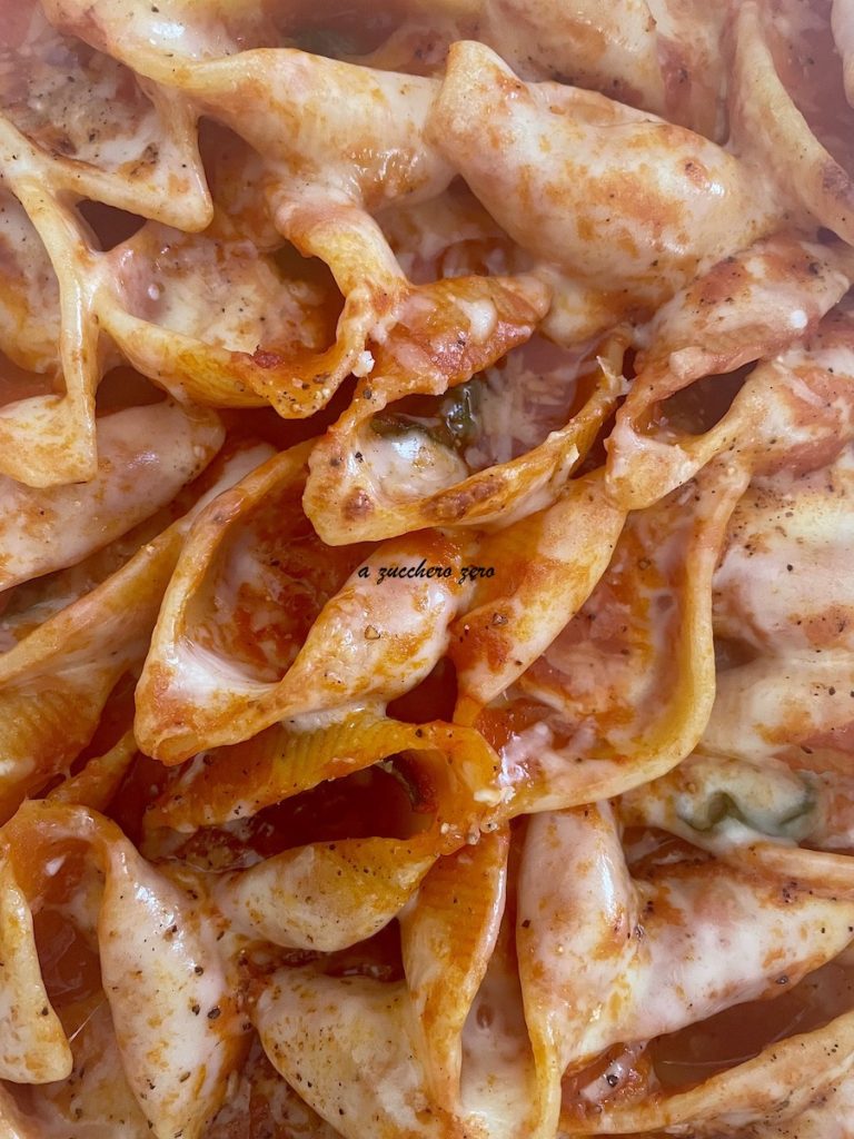 Cheesy Baked Pasta Shells