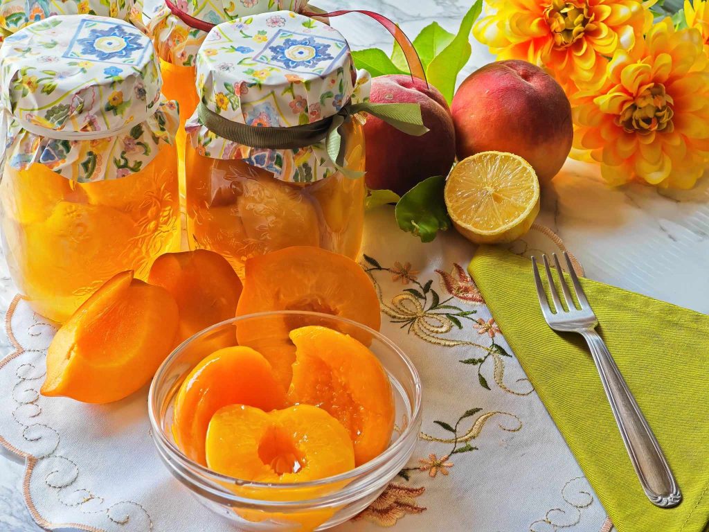 How to Make Canned Peaches