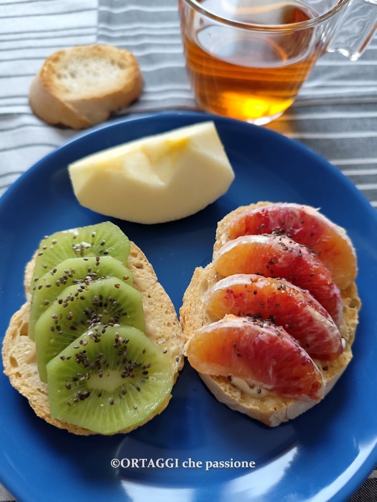toasted bread with sweet filling