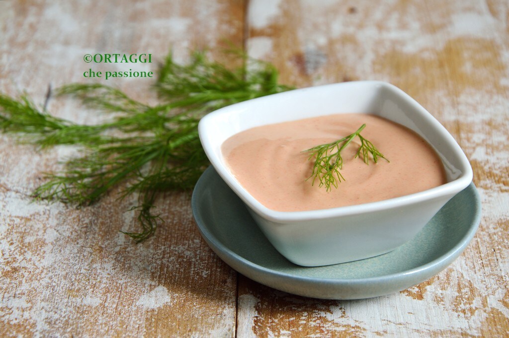 EASY Pink Sauce