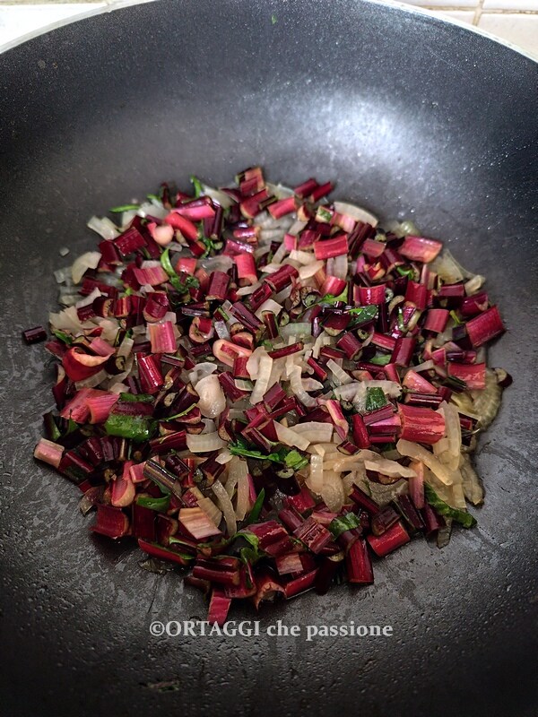 2 sautéed red chicory with onion